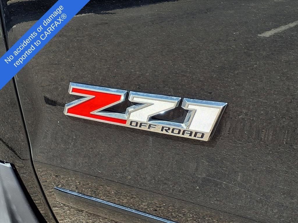 Thumbnail: 2017 Chevrolet Silverado 1500 - 12