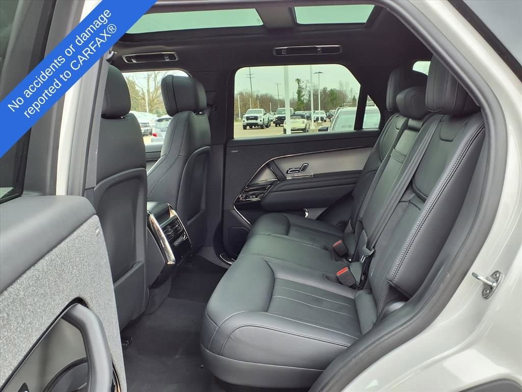 Thumbnail: 2025 Land Rover Range Rover Sport - 12