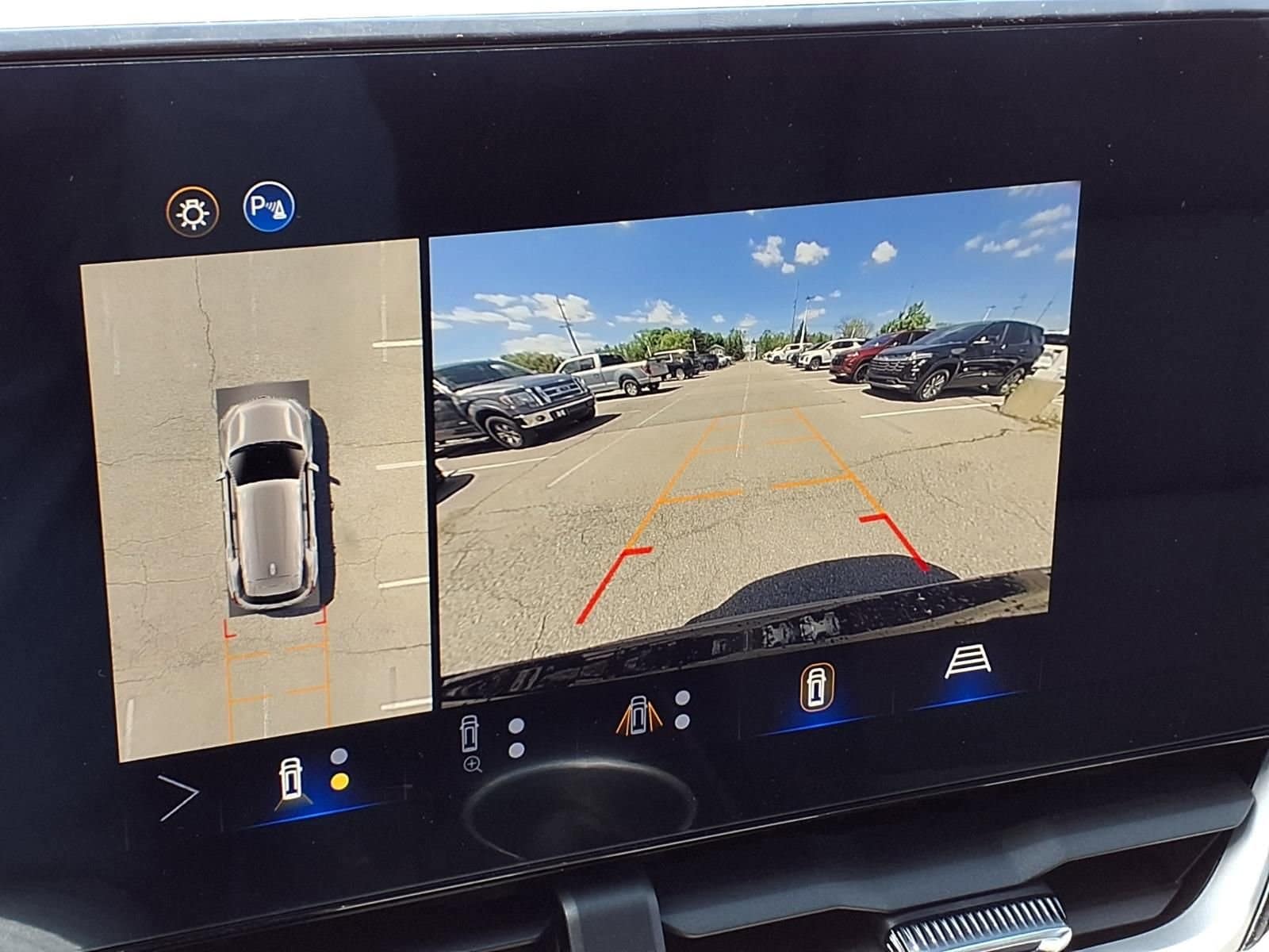 Thumbnail: 2026 Chevrolet Equinox - 19