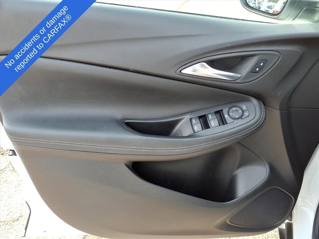 Thumbnail: 2022 Buick Encore GX - 15