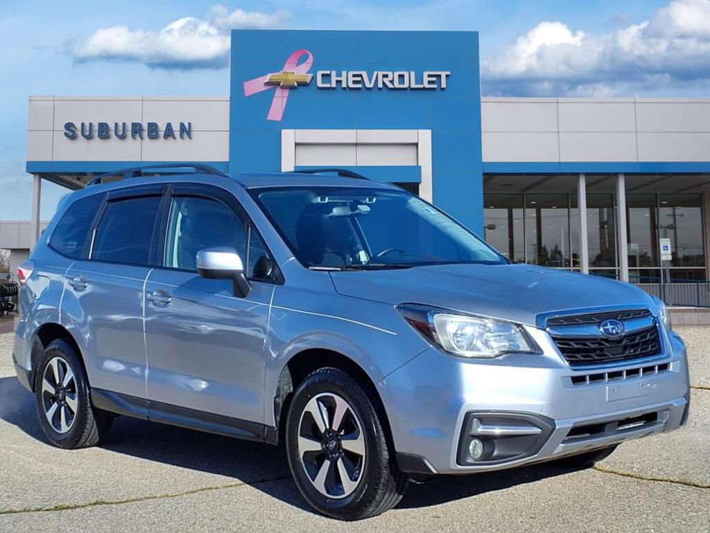 2018 Subaru Forester Premium photo 3
