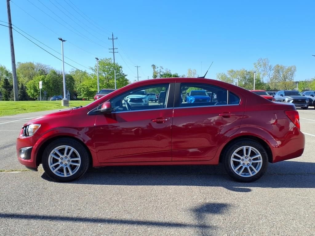Thumbnail: 2012 Chevrolet Sonic - 8