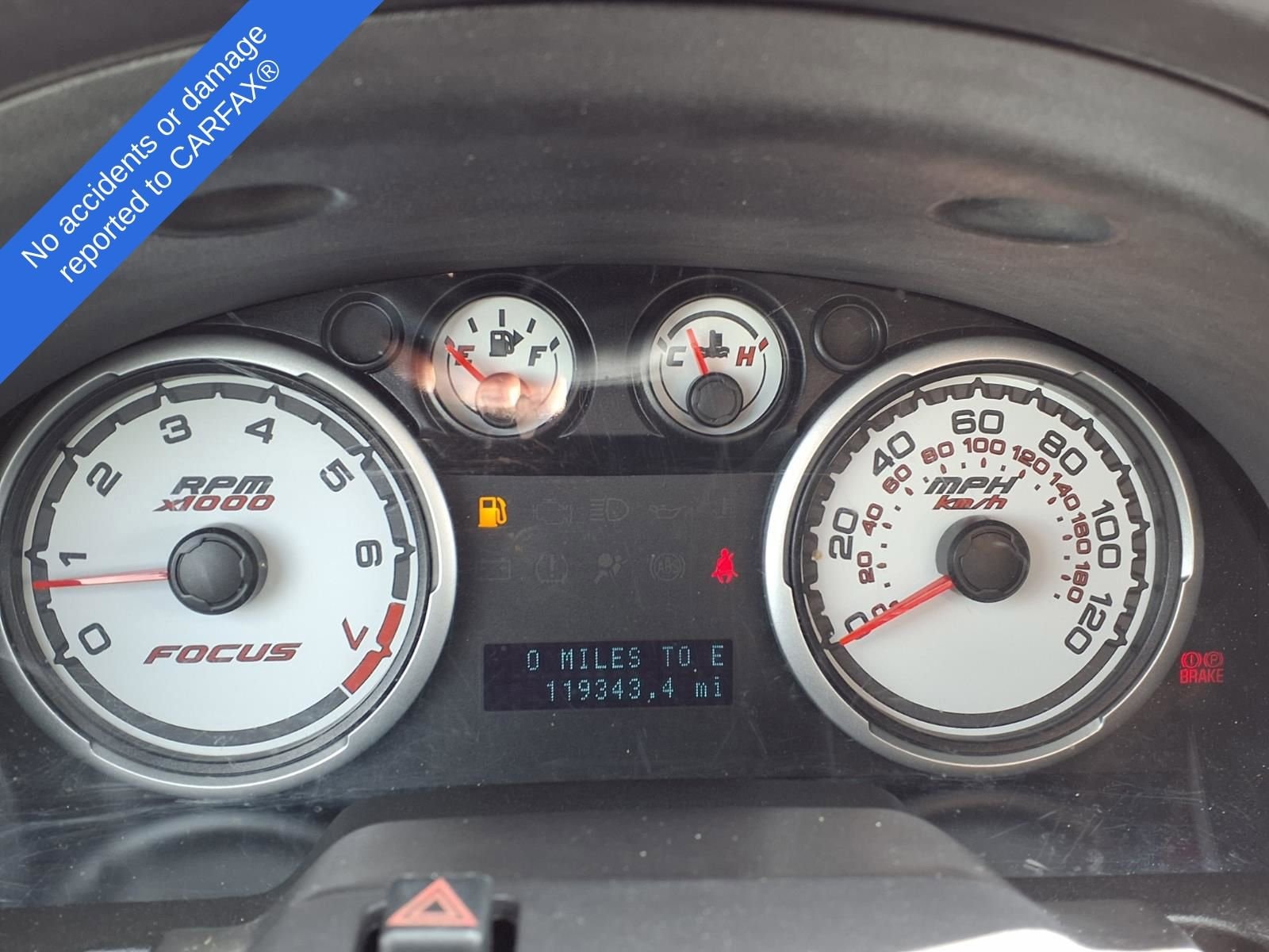 Thumbnail: 2010 Ford Focus - 18