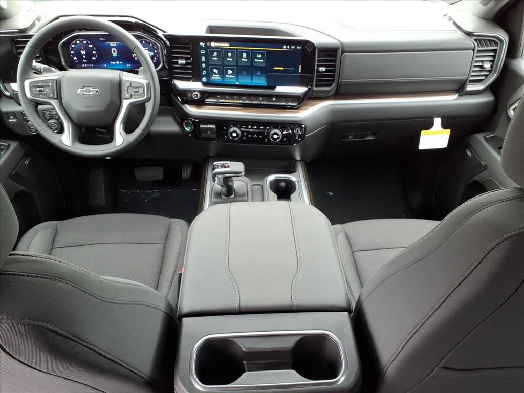 Thumbnail: 2026 Chevrolet Silverado 1500 - 10