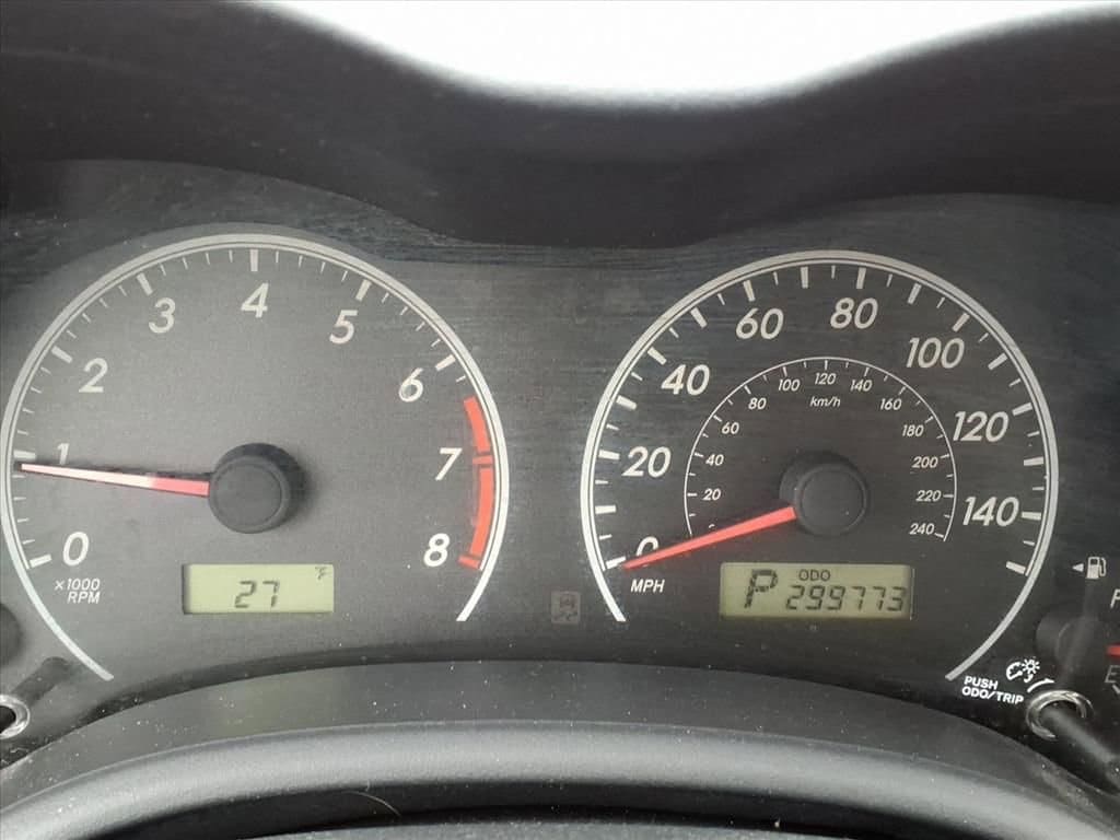 Thumbnail: 2012 Toyota Corolla - 18