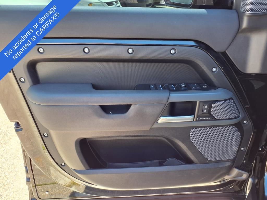Thumbnail: 2021 Land Rover Defender - 16