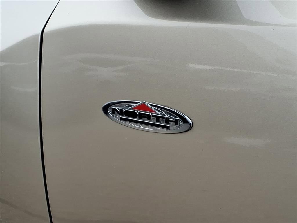 Thumbnail: 2010 Jeep Compass - 10