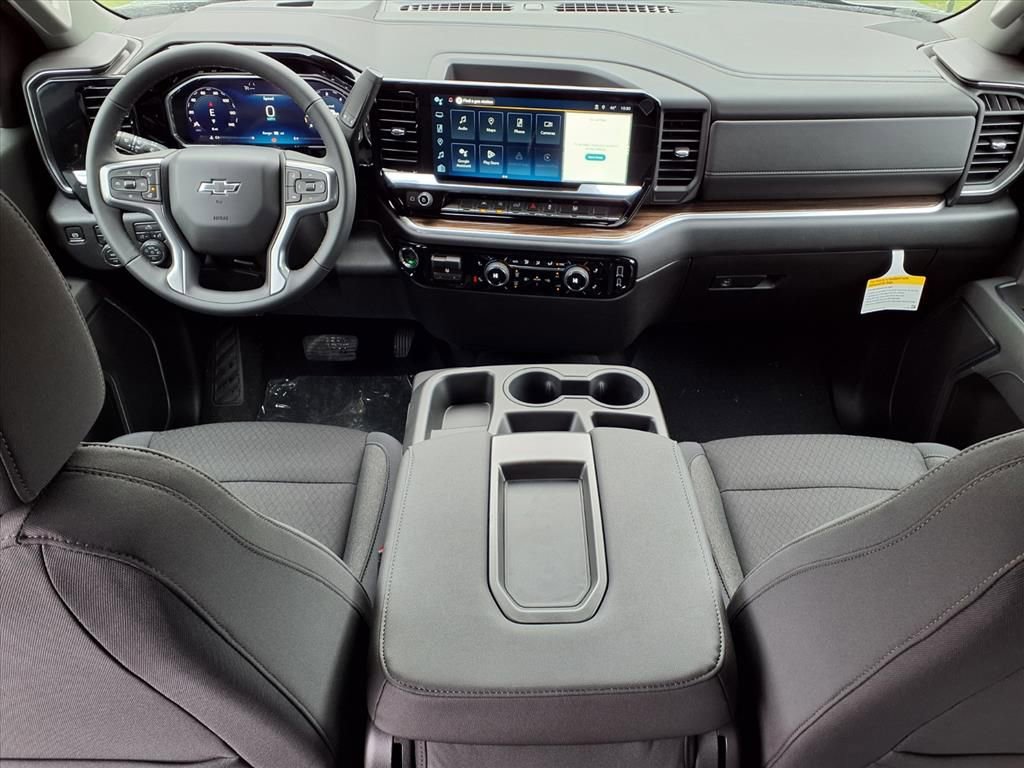 Thumbnail: 2026 Chevrolet Silverado 1500 - 10