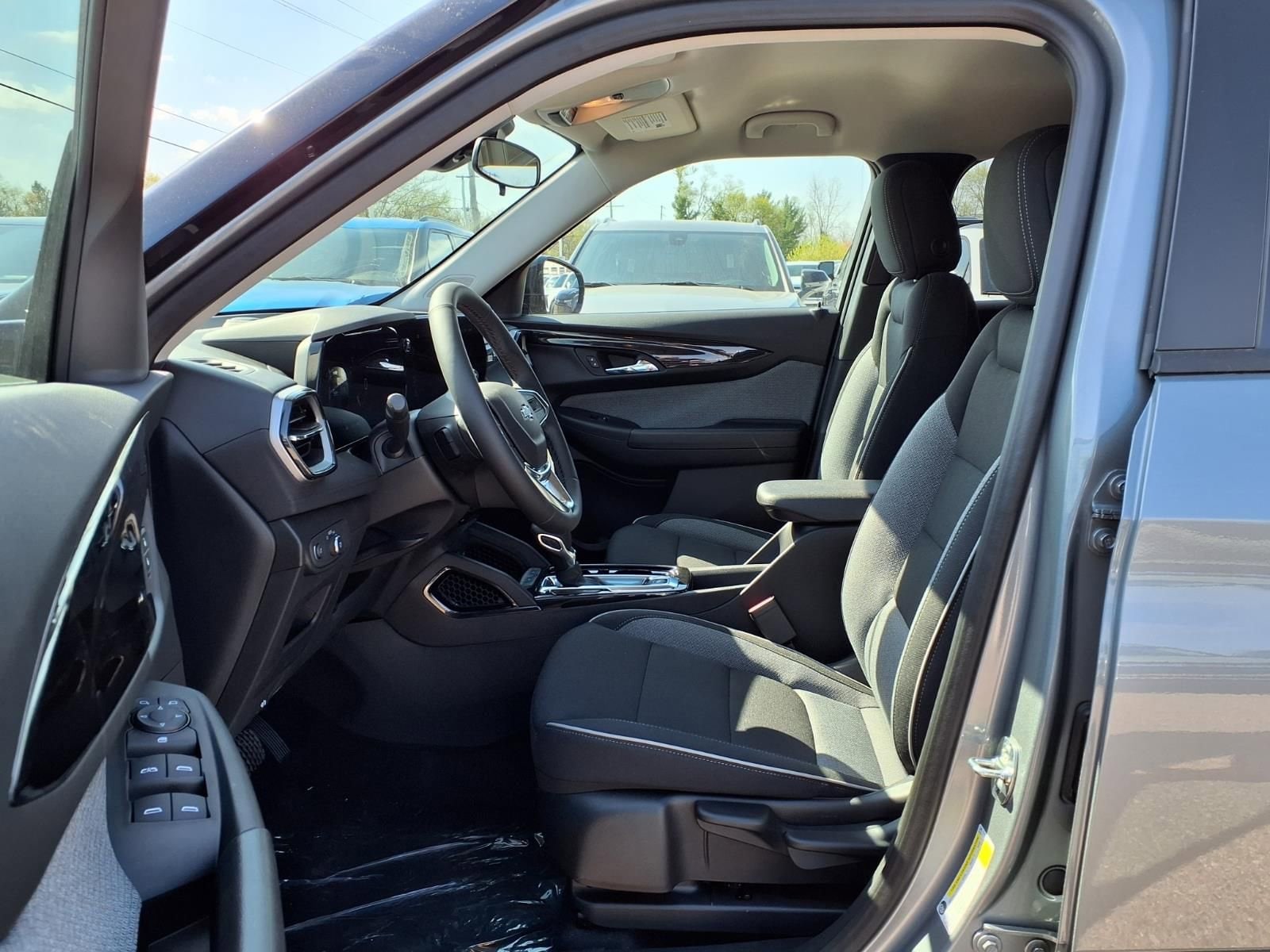 Thumbnail: 2026 Chevrolet TrailBlazer - 15