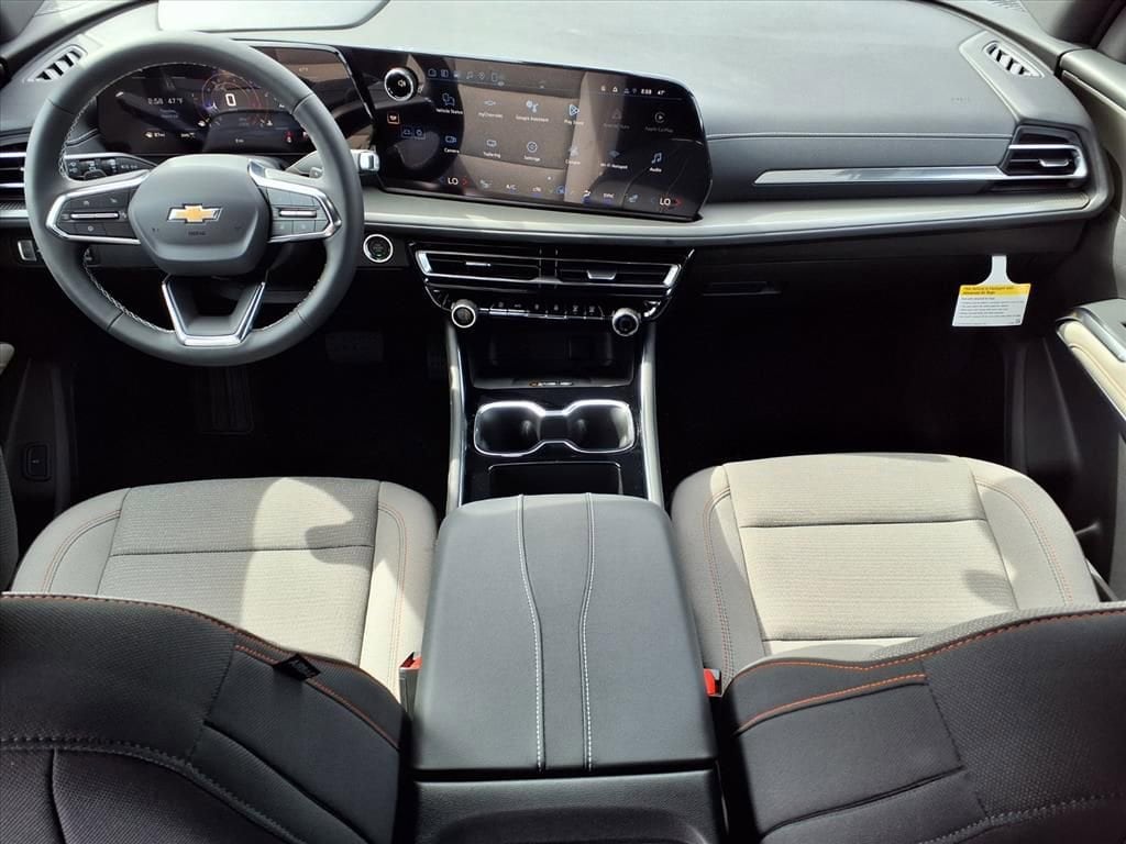 Thumbnail: 2026 Chevrolet Traverse - 10