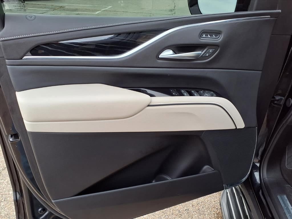 Thumbnail: 2024 Cadillac Escalade - 15