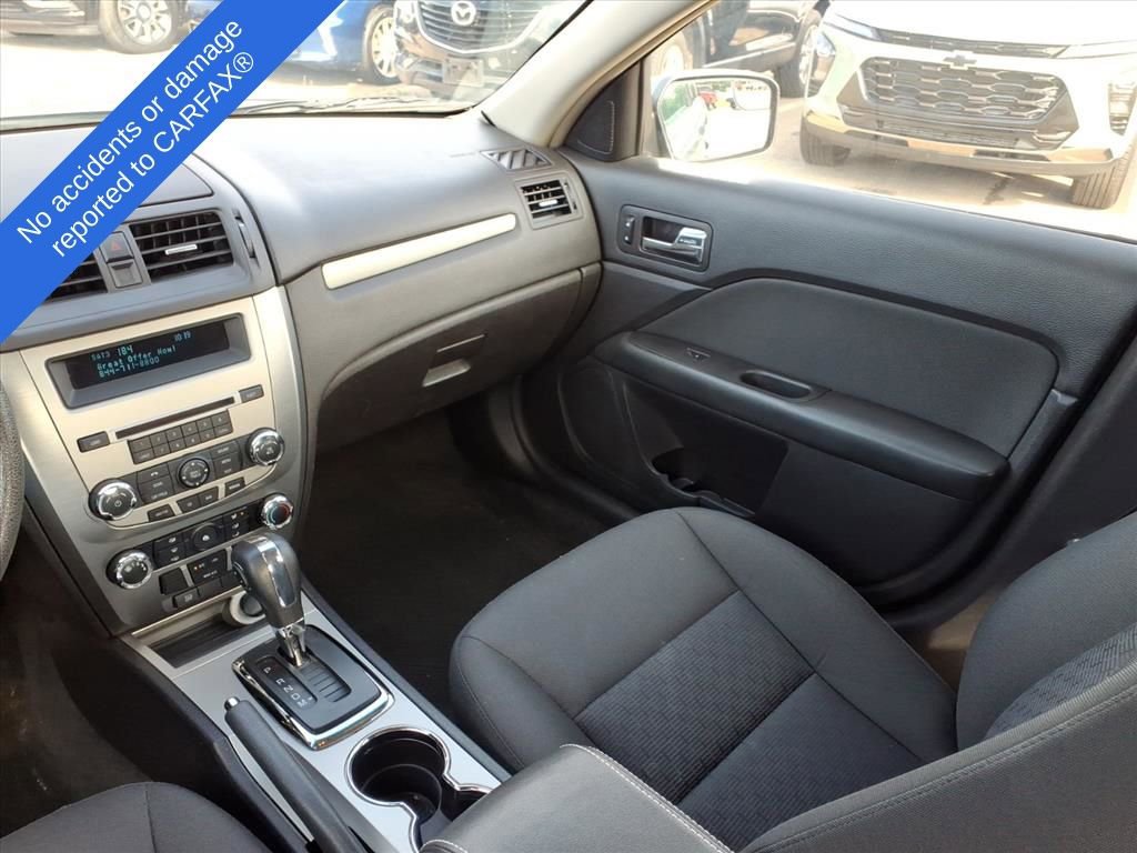 Thumbnail: 2011 Ford Fusion - 9