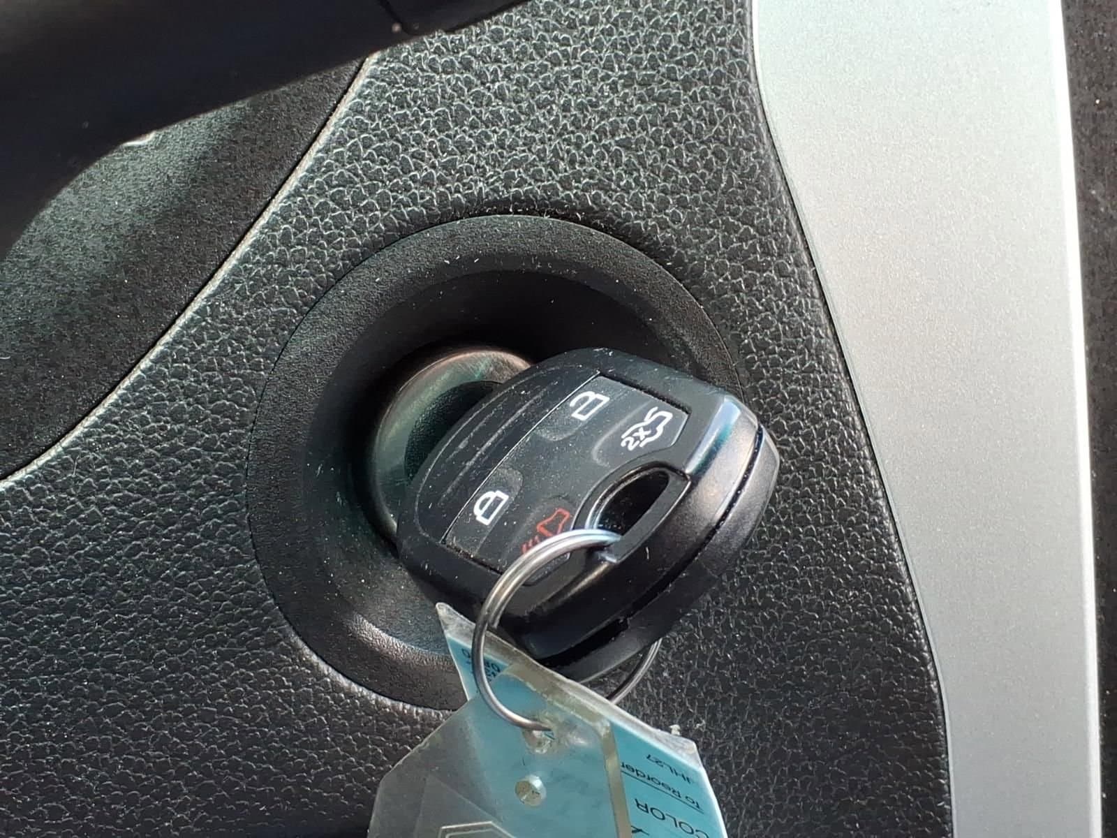 Thumbnail: 2013 Ford Explorer - 28