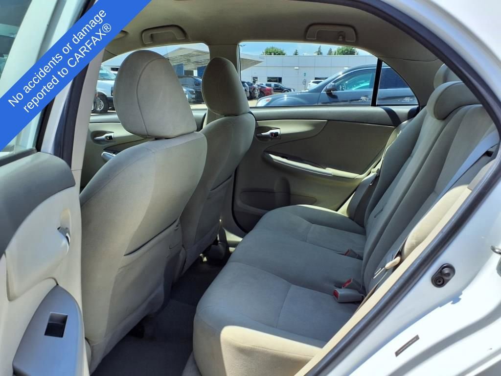 Thumbnail: 2010 Toyota Corolla - 10