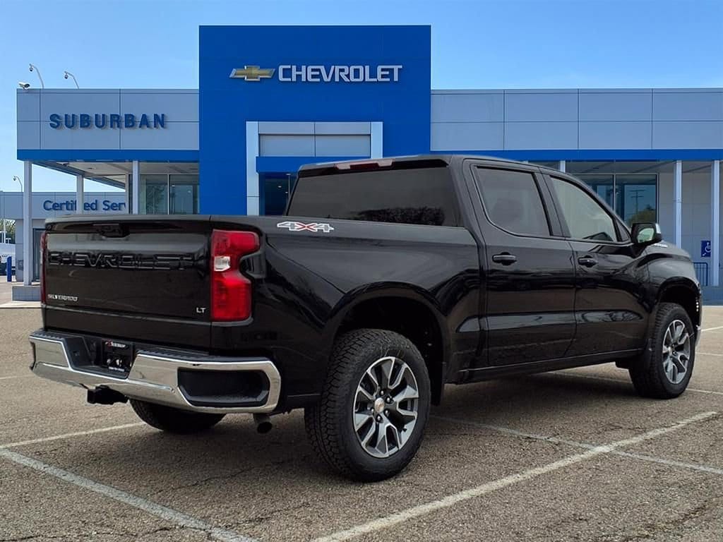 Thumbnail: 2026 Chevrolet Silverado 1500 - 4