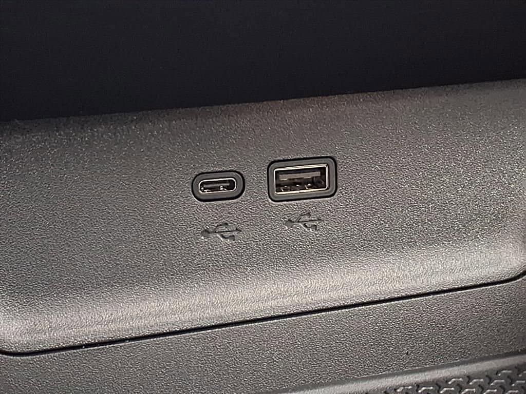 Thumbnail: 2026 Chevrolet Equinox - 22