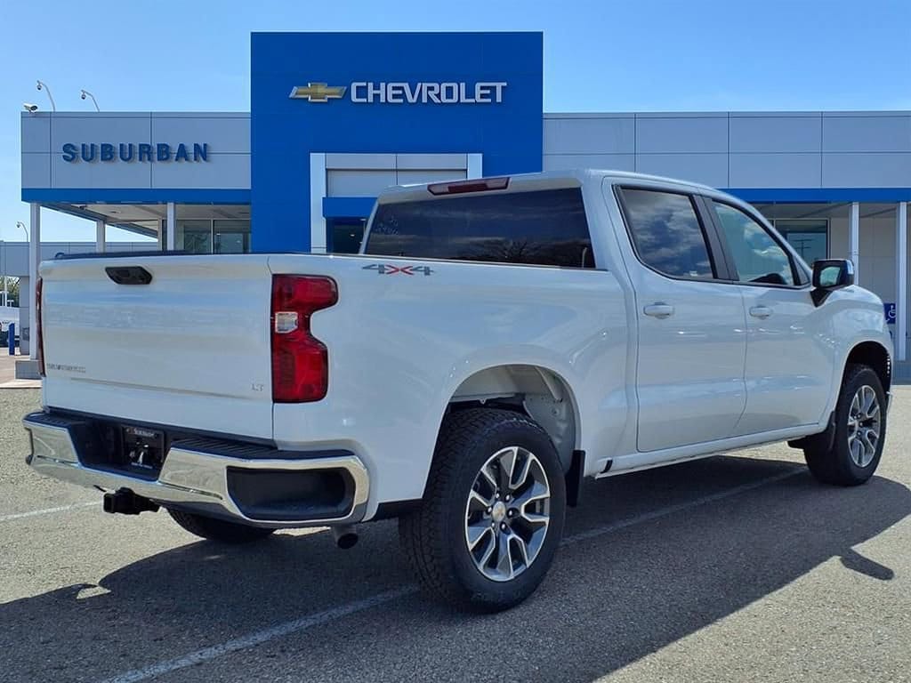 Thumbnail: 2026 Chevrolet Silverado 1500 - 4