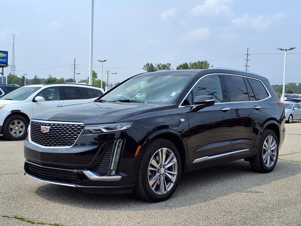 Thumbnail: 2023 Cadillac XT6 - 1