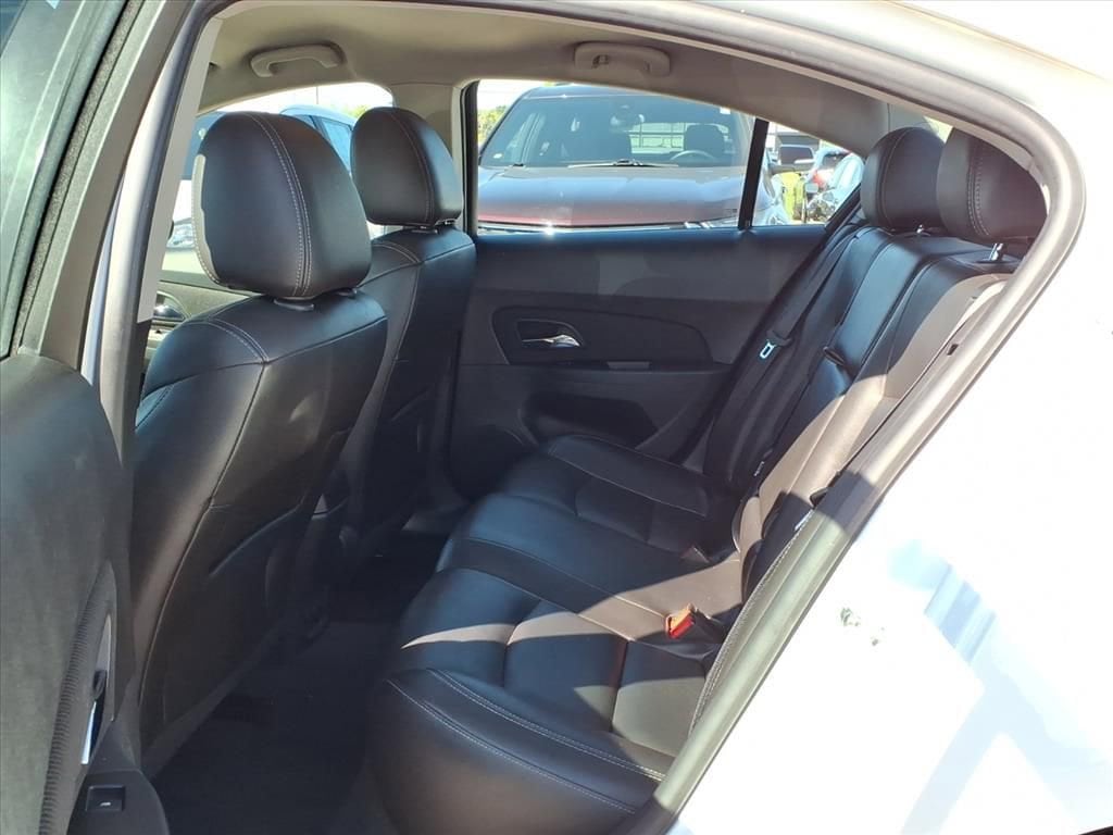 Thumbnail: 2015 Chevrolet Cruze - 9
