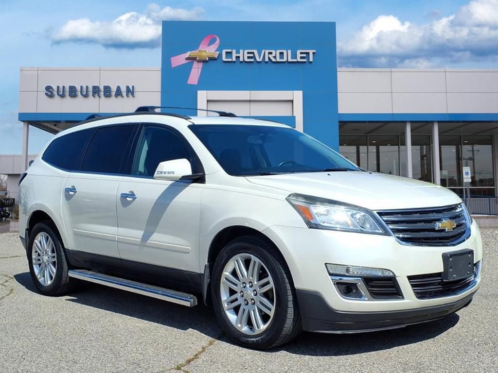 Thumbnail: 2013 Chevrolet Traverse - 3
