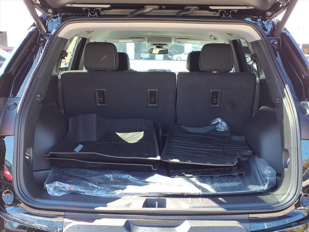 Thumbnail: 2025 Chevrolet Blazer - 8