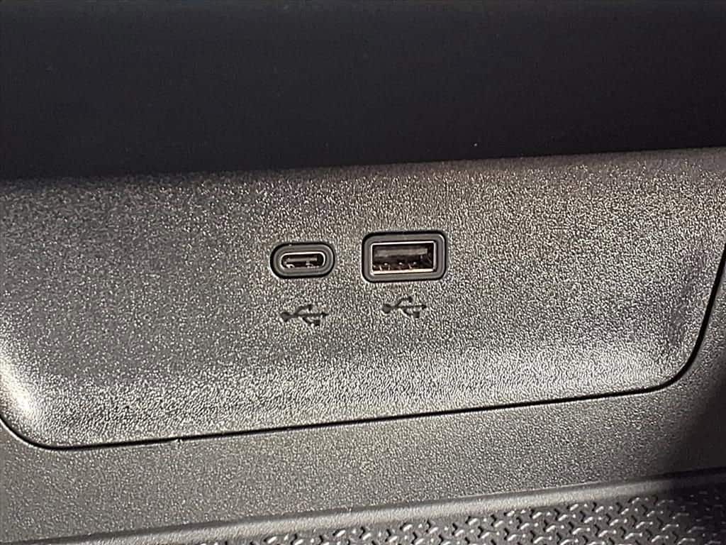 Thumbnail: 2026 Chevrolet Equinox - 21