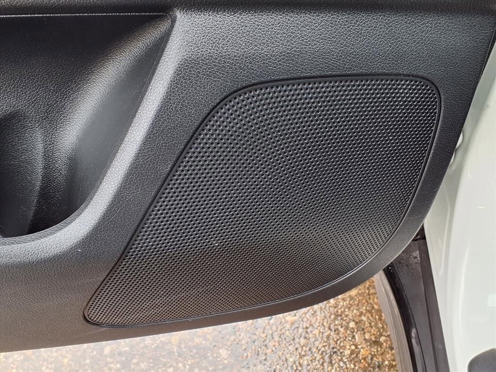 Thumbnail: 2022 Kia Sportage - 16