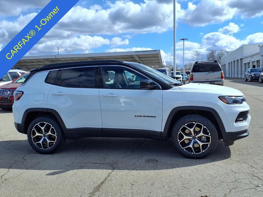 Thumbnail: 2025 Jeep Compass - 5