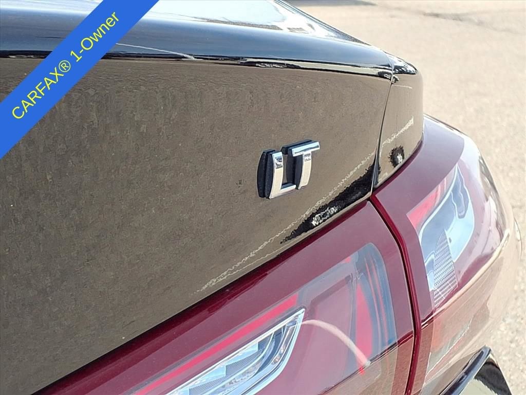 Thumbnail: 2022 Chevrolet Malibu - 10