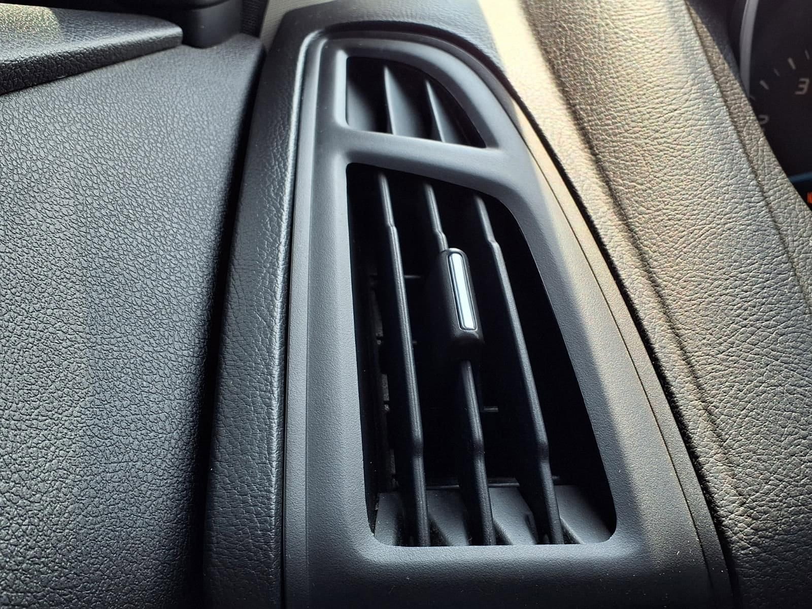 Thumbnail: 2014 Ford Focus - 27
