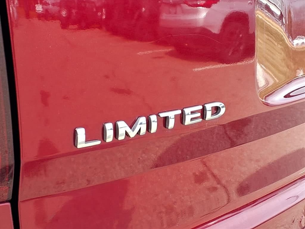 Thumbnail: 2014 Ford Explorer - 9