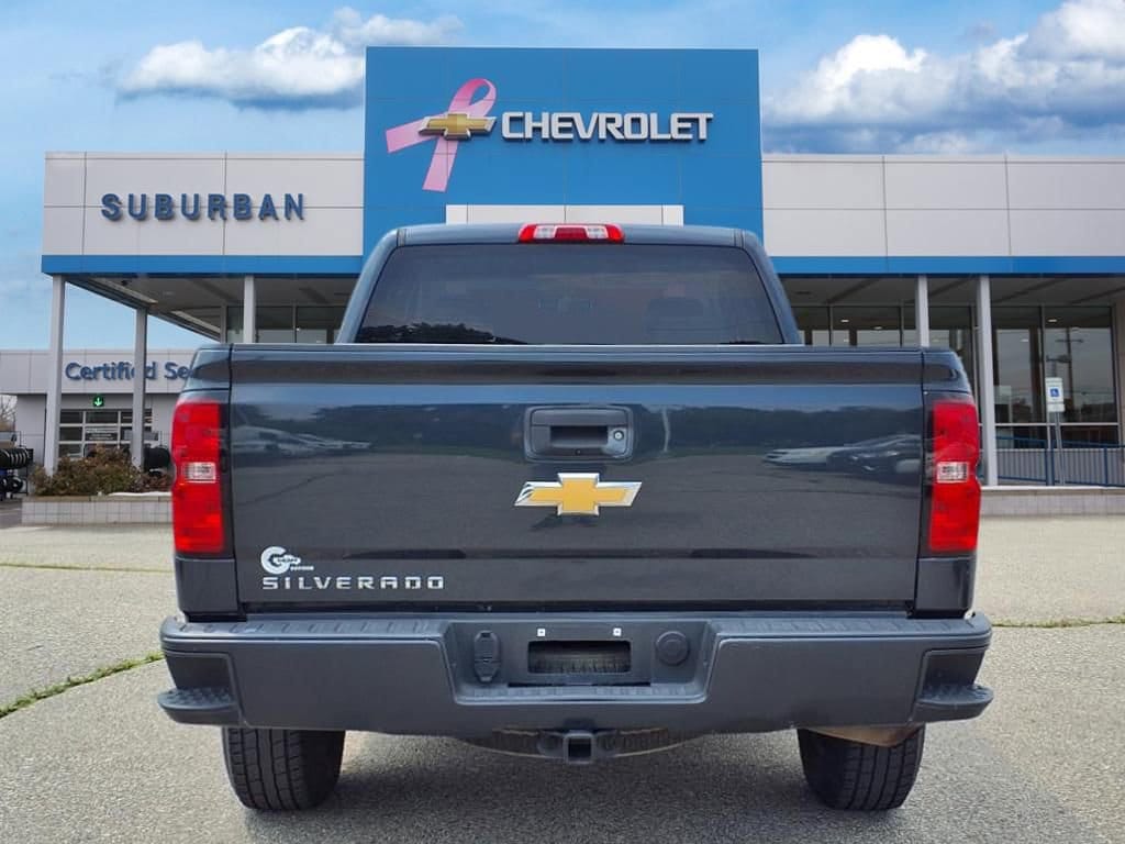 Thumbnail: 2018 Chevrolet Silverado 1500 - 6