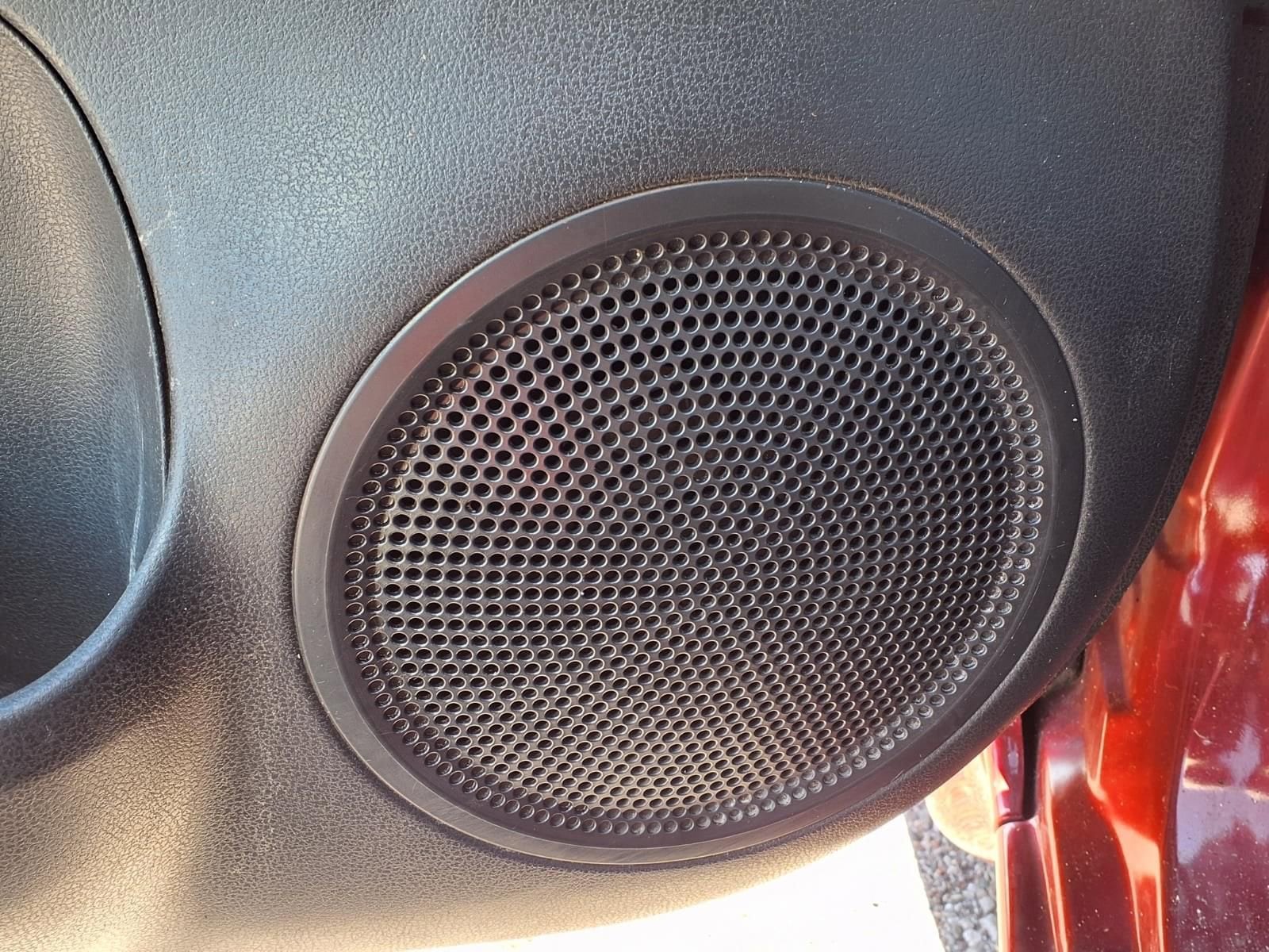 Thumbnail: 2017 Nissan Versa - 15