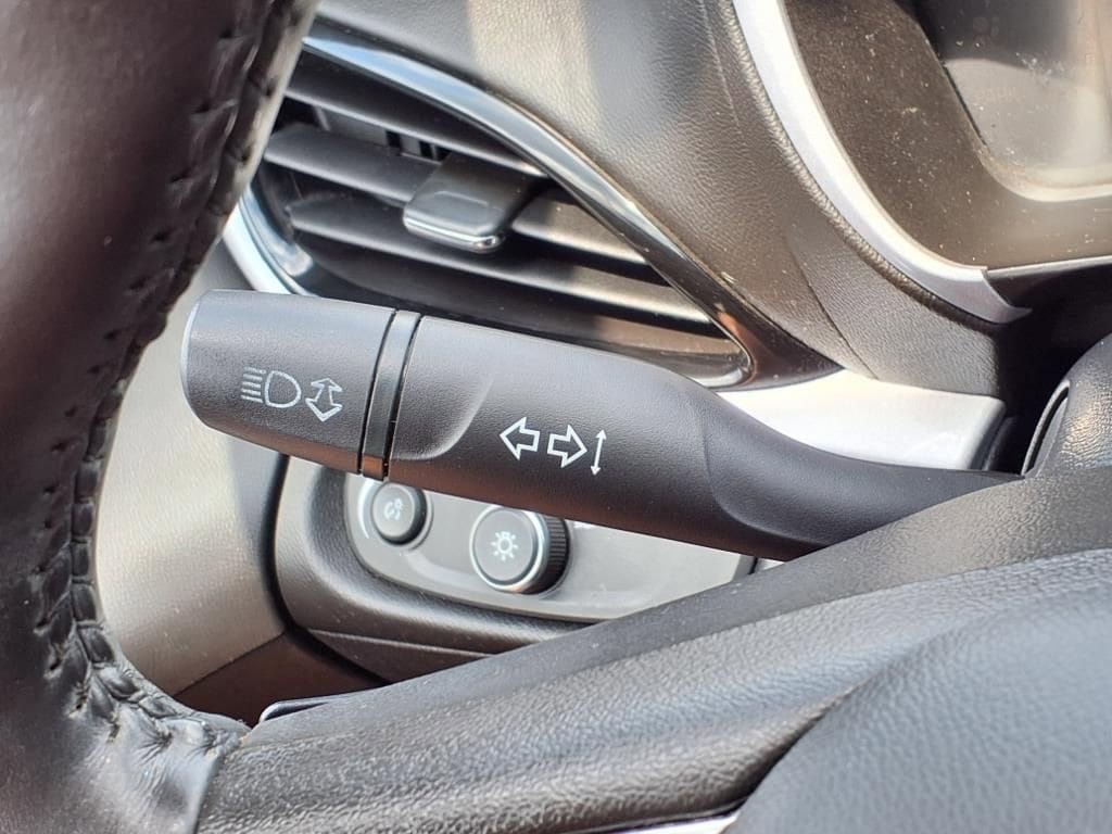 Thumbnail: 2017 Chevrolet Volt - 24