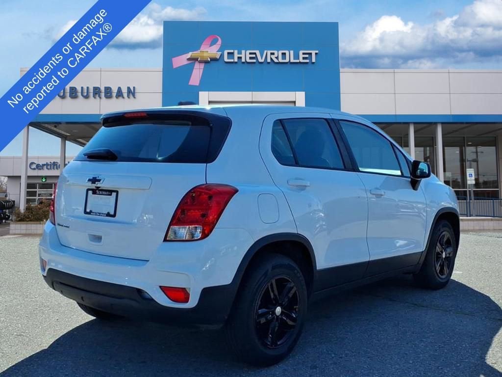 Thumbnail: 2018 Chevrolet Trax - 5