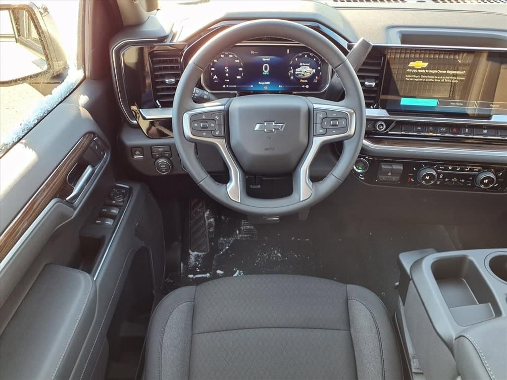 Thumbnail: 2026 Chevrolet Silverado 1500 - 10