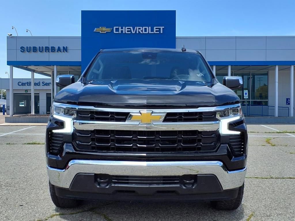 2026 Chevrolet Silverado 1500 LT photo 2