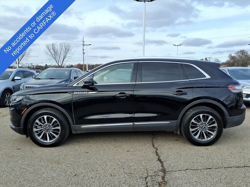 Thumbnail: 2023 Lincoln Nautilus - 8