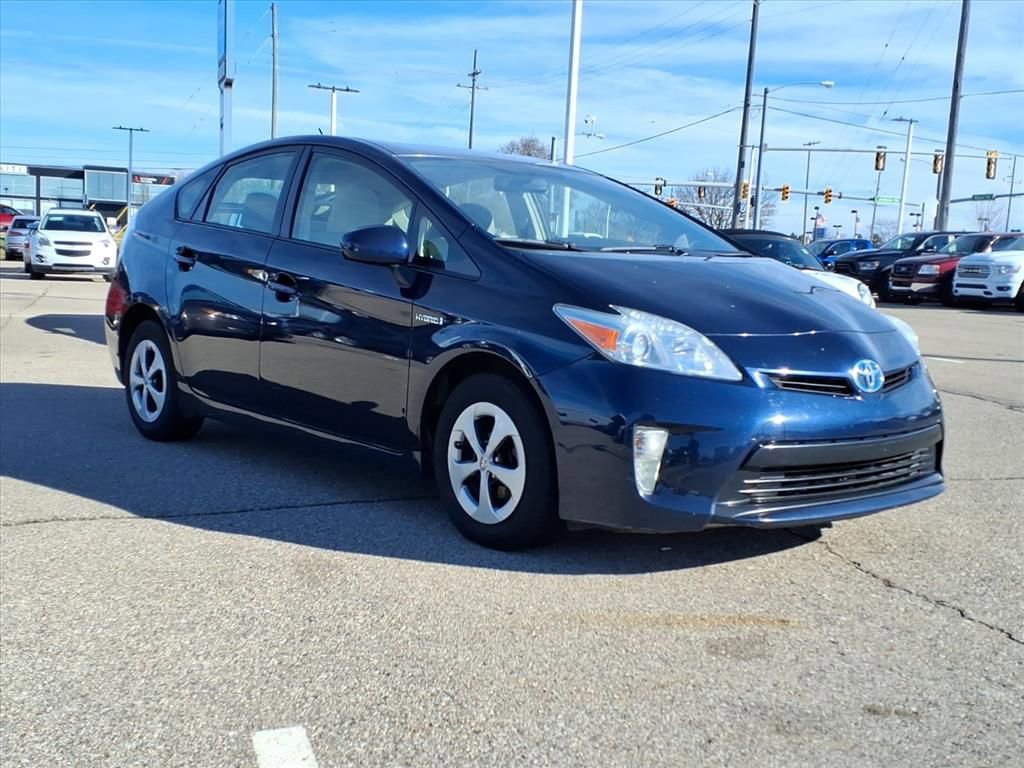 Thumbnail: 2013 Toyota Prius - 3