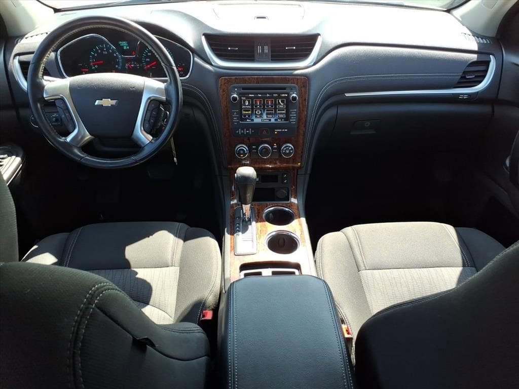 Thumbnail: 2013 Chevrolet Traverse - 12