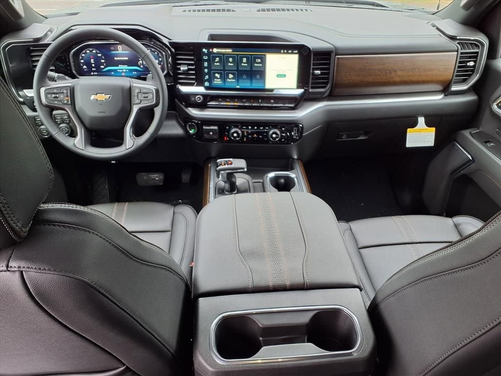 Thumbnail: 2026 Chevrolet Silverado 1500 - 10