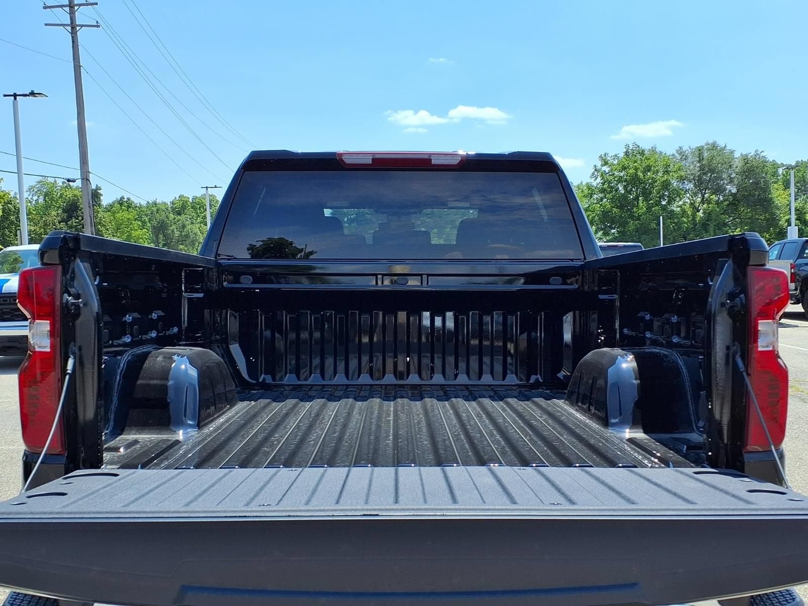 2026 Chevrolet Silverado 1500 LT - Photo 8