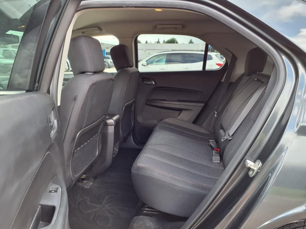 Thumbnail: 2013 Chevrolet Equinox - 11