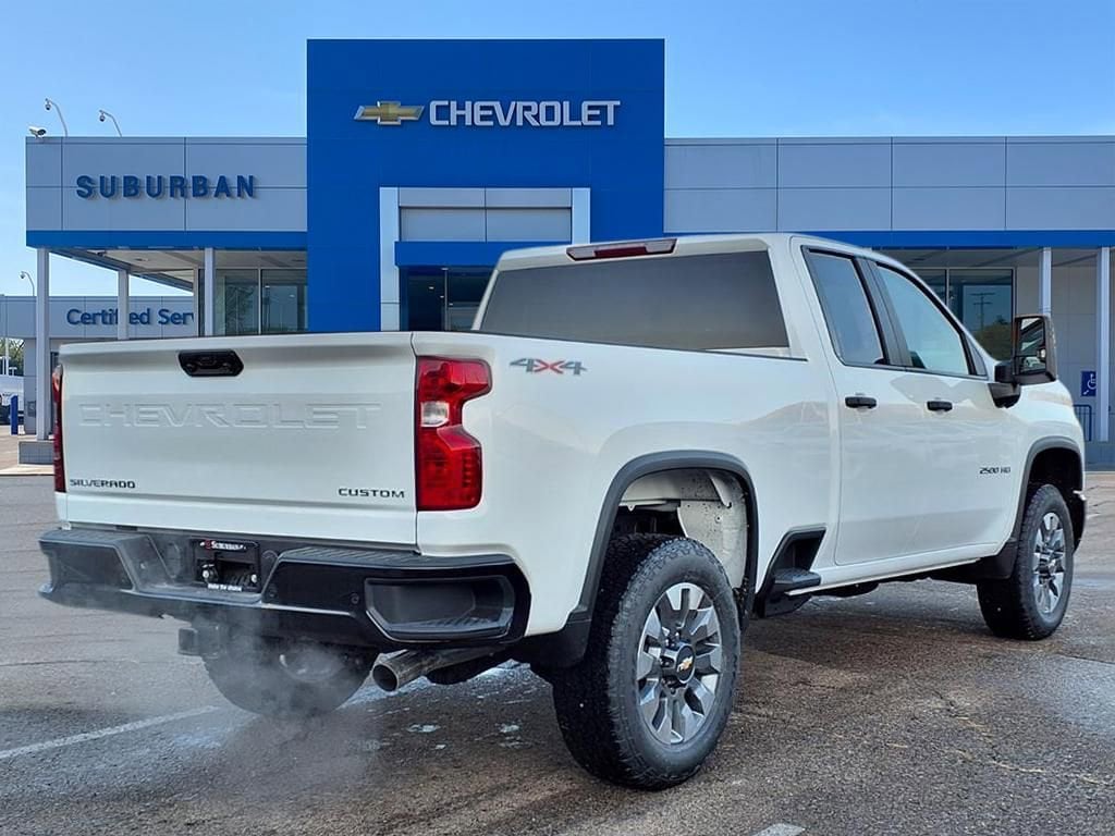 Thumbnail: 2026 Chevrolet Silverado 2500 - 4