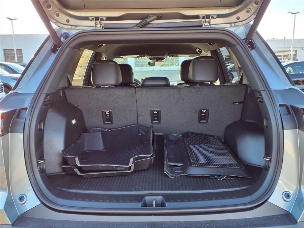 Thumbnail: 2026 Chevrolet Equinox - 8