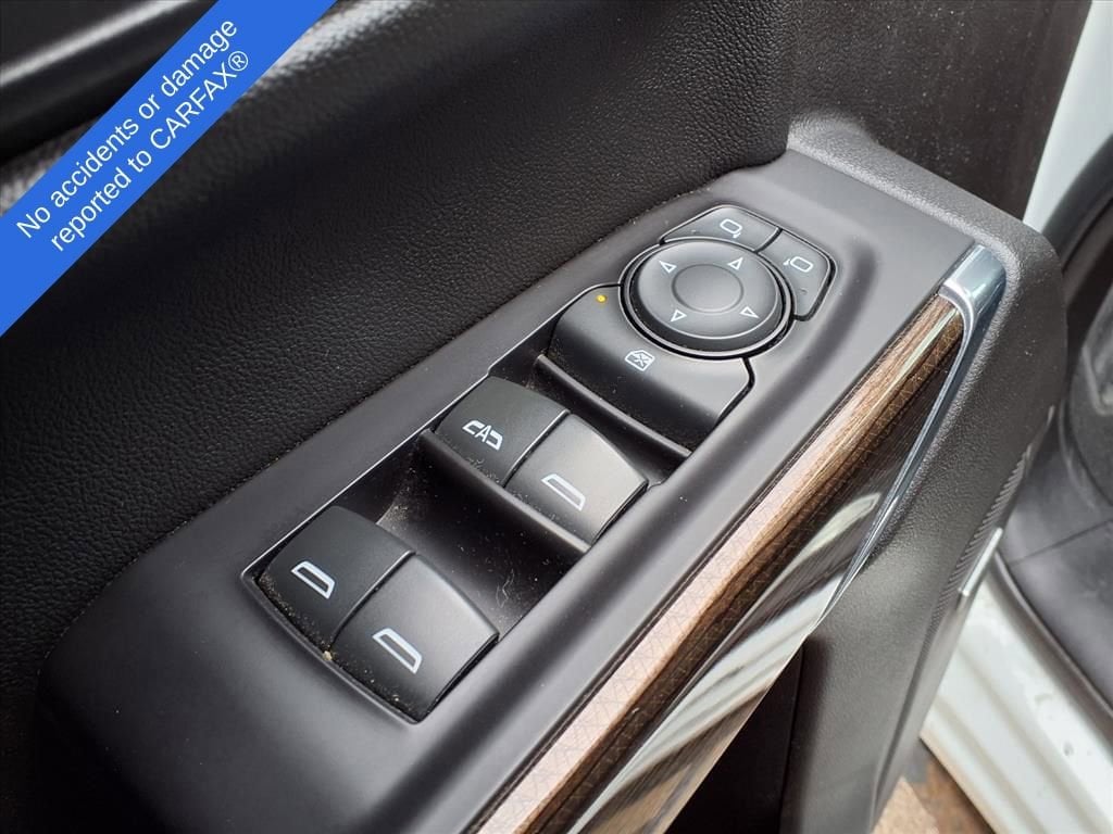 Thumbnail: 2019 Chevrolet Silverado 1500 - 16