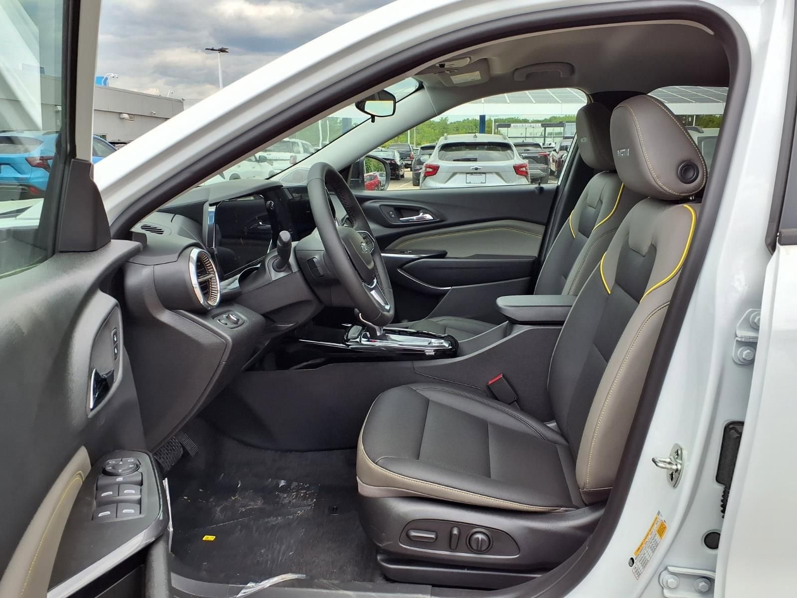 Thumbnail: 2026 Chevrolet Trax - 15