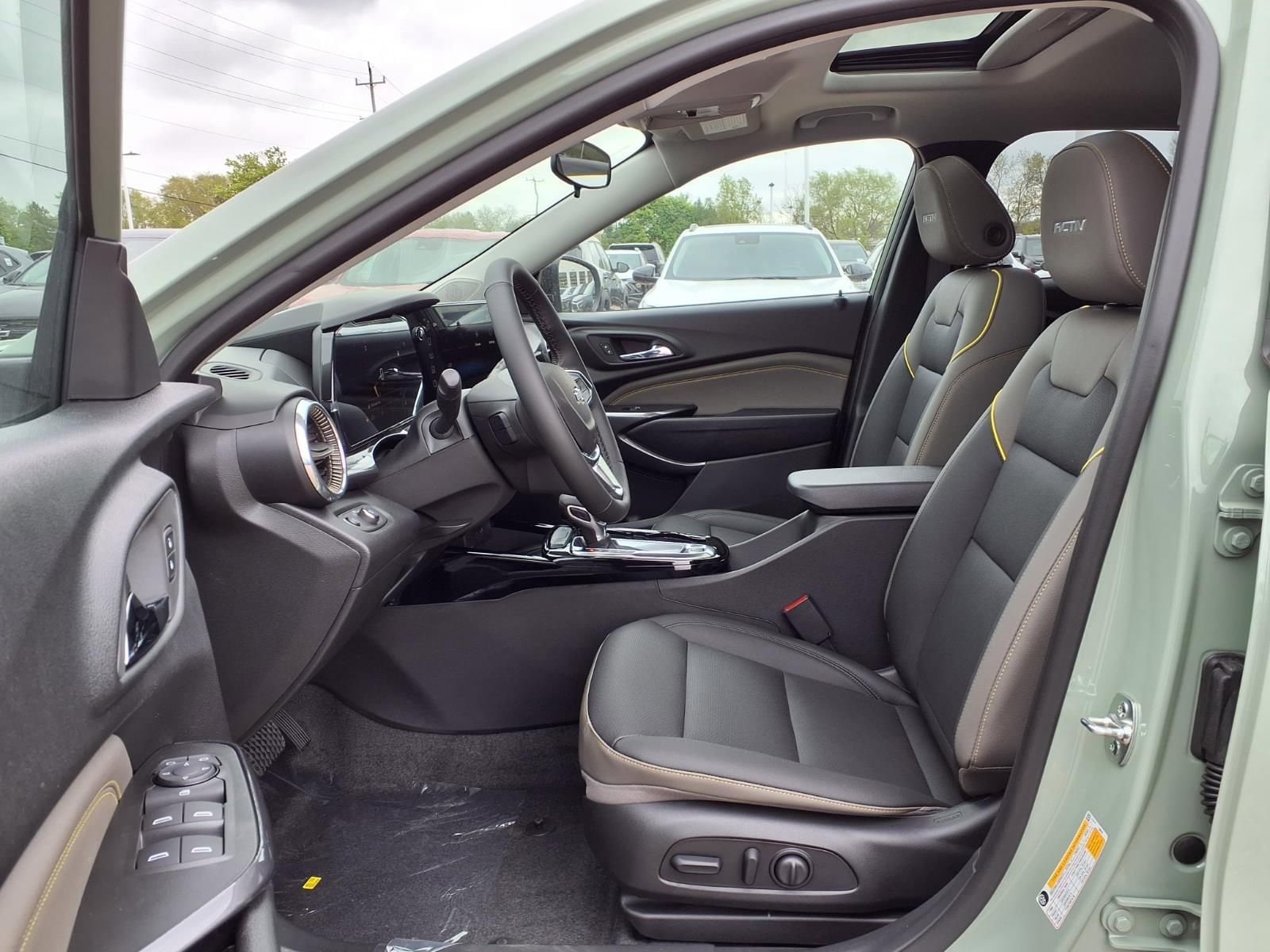 Thumbnail: 2026 Chevrolet Trax - 13