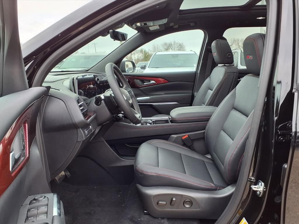 Thumbnail: 2026 Chevrolet Traverse - 13