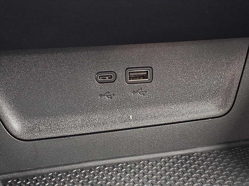 Thumbnail: 2026 Chevrolet Equinox - 17